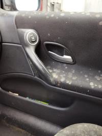 Poignee interieur avant droit