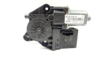 Moteur leve vitre avant droit