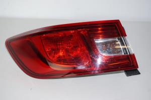 Fanale posteriore principale sinistro (luci)
