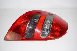 Fanale posteriore principale sinistro (luci)