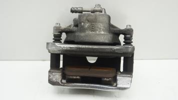 Etrier avant gauche (freinage)