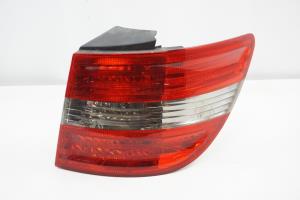 Fanale posteriore principale destro (luci)