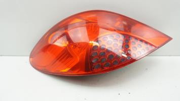 Fanale posteriore principale sinistro (luci)
