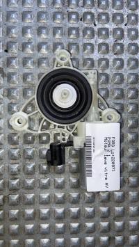 Moteur leve vitre avant droit