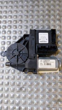 Moteur leve vitre avant gauche
