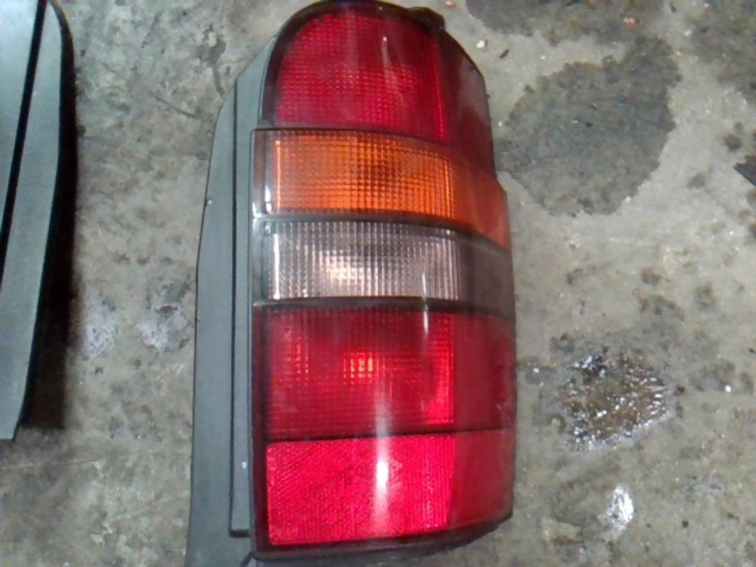 Fanale posteriore principale destro (luci)