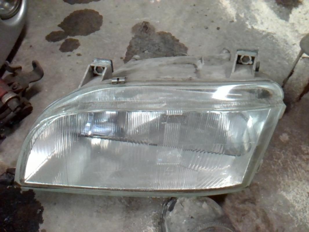 Gruppo ottico anteriore principale sinistro (luci)(faro)