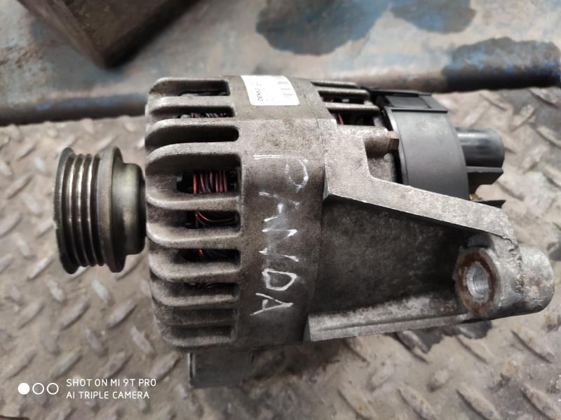 Alternador