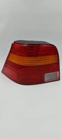 Fanale posteriore principale sinistro (luci)