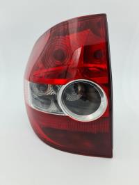 Fanale posteriore principale sinistro (luci)