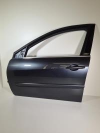 Puerta delantera izquierda