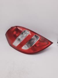 Fanale posteriore principale sinistro (luci)