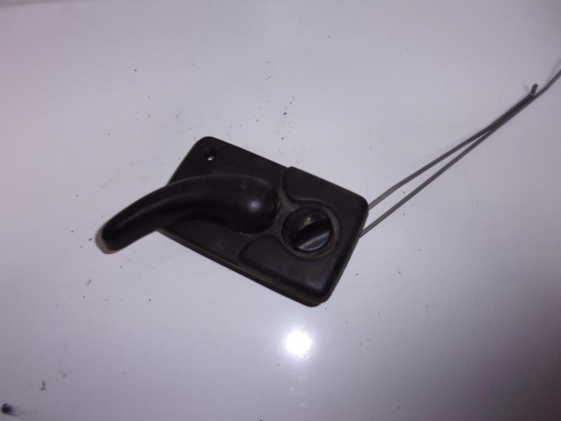 Poignee interieur porte laterale droite