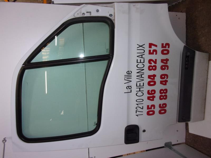 Porte avant droit