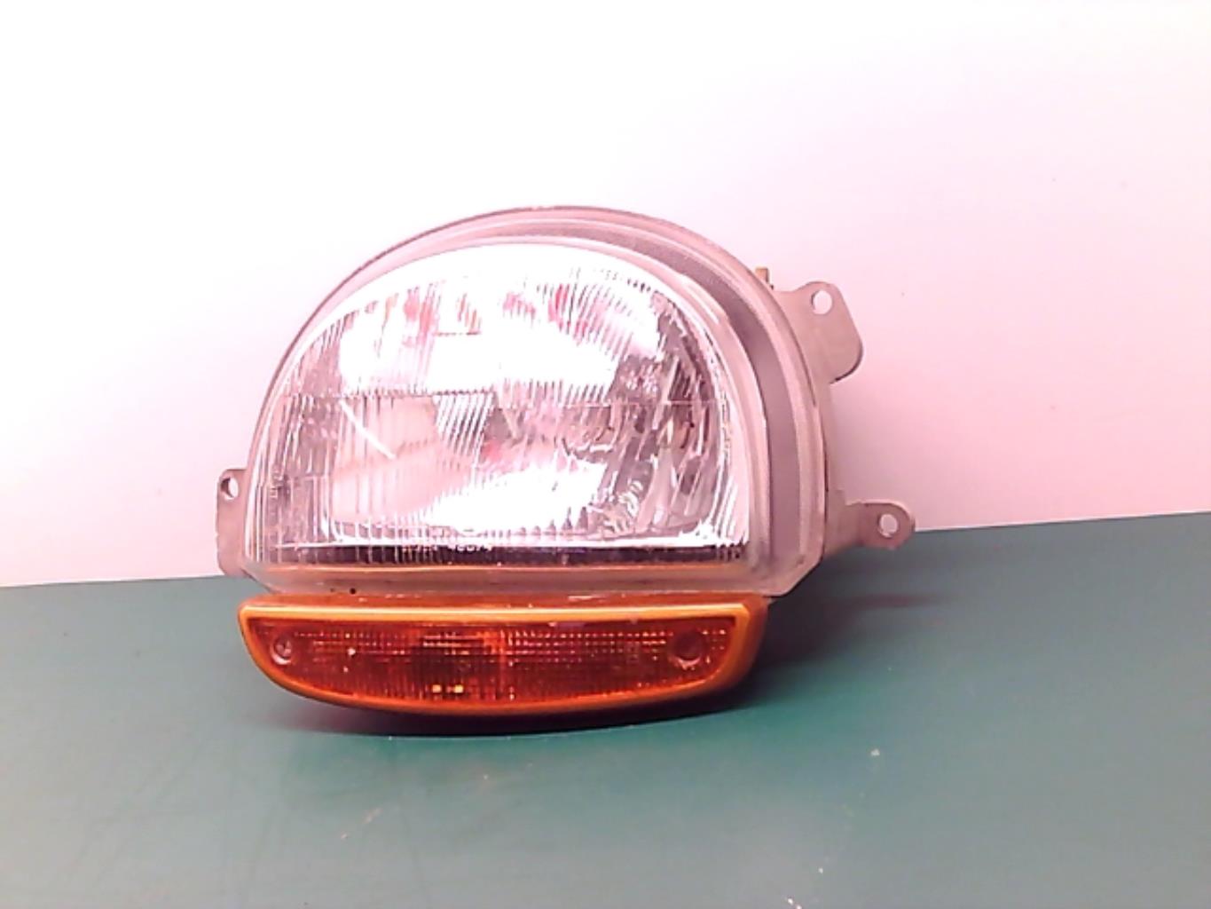 Optique avant principal gauche (feux)(phare)