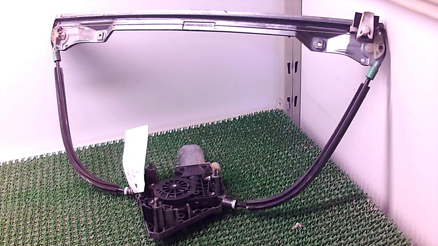 Leve vitre electrique avant droit