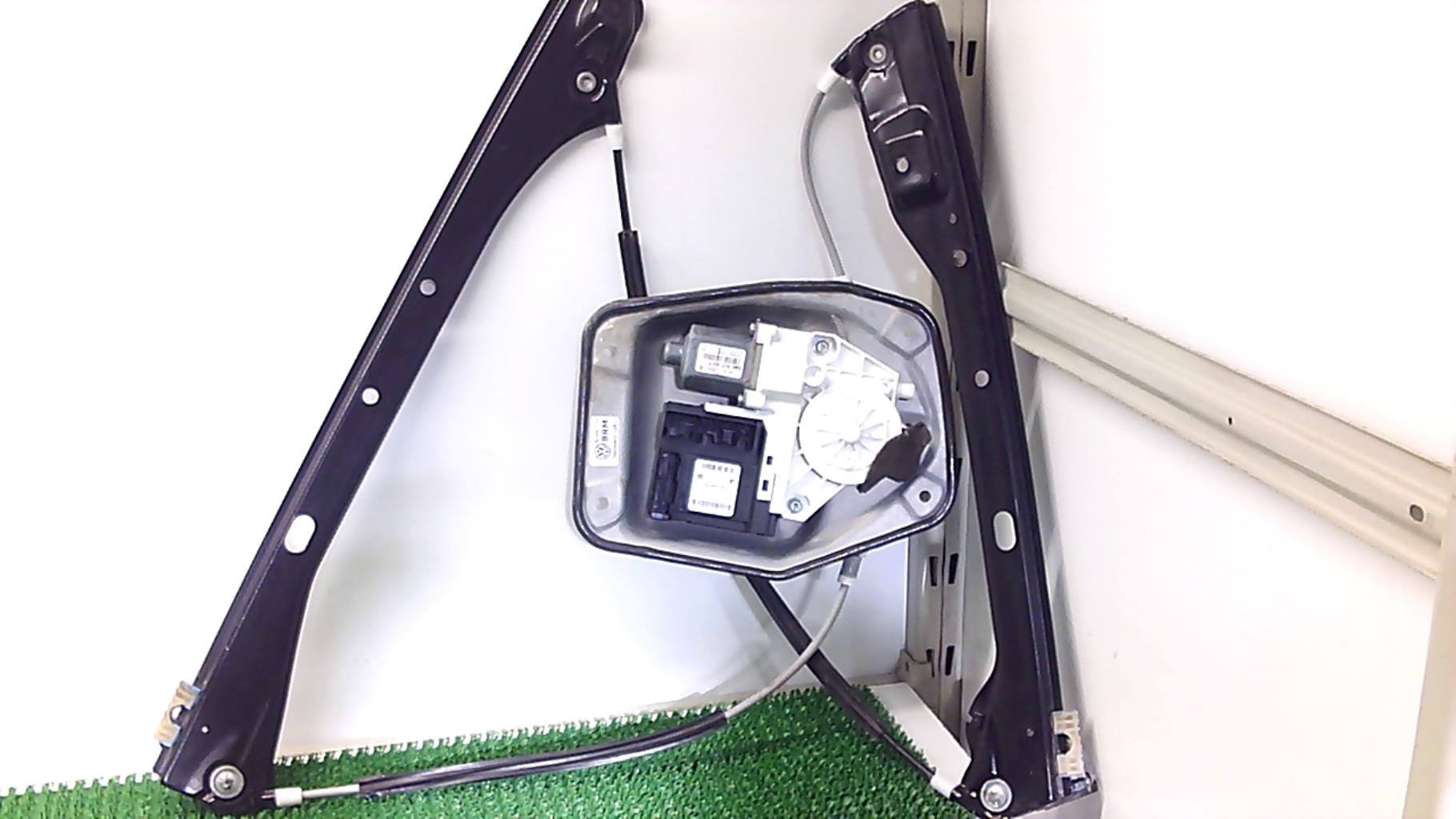 Leve vitre electrique avant droit