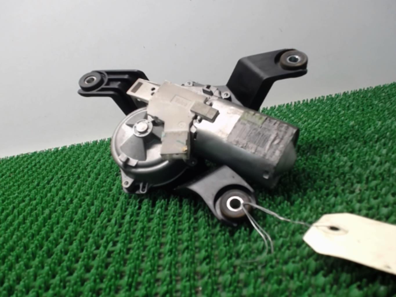 Moteur essuie glace arriere