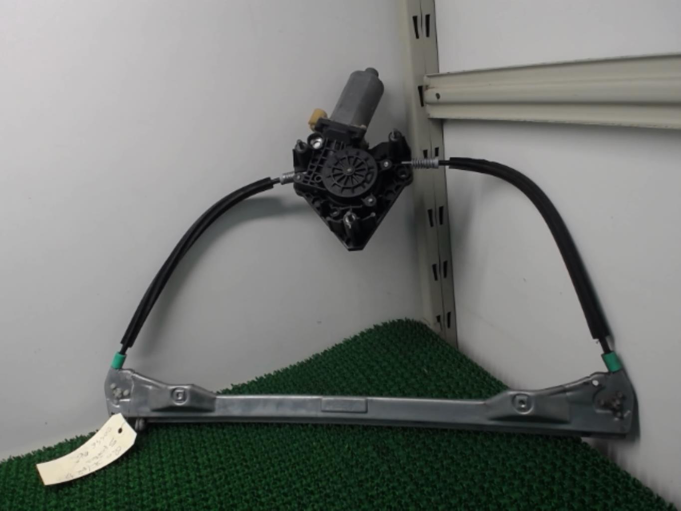 Leve vitre electrique avant gauche