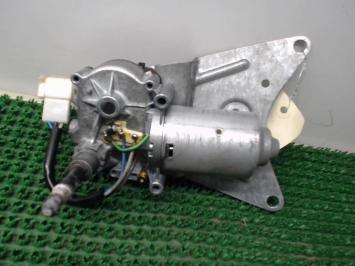 Moteur essuie glace arriere
