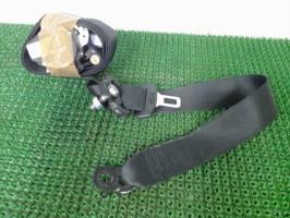 Ceinture avant droit