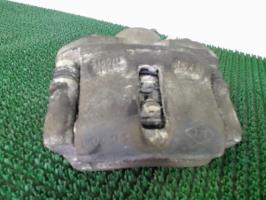Etrier avant gauche (freinage)