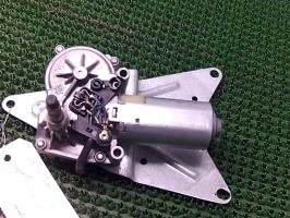 Moteur essuie glace arriere