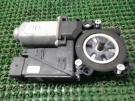 Moteur leve vitre avant gauche