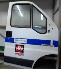 Porte avant droit