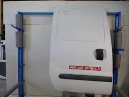 Porte laterale droit