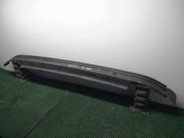 Renfort pare choc avant (traverse)