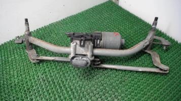 Moteur essuie glace avant