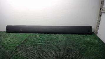 Baguette de porte arriere gauche 