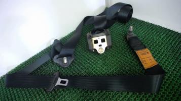 Ceinture avant droit
