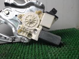 Leve vitre electrique avant droit