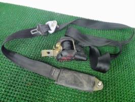 Ceinture avant droit