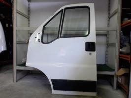 Porte avant gauche