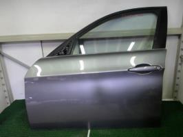 Porte avant gauche