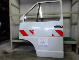 Porte avant gauche