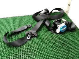 Ceinture avant droit