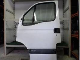Porte avant gauche