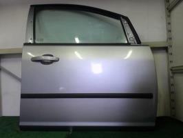 Porte avant droit