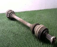 Cardan arriere droit (transmission)