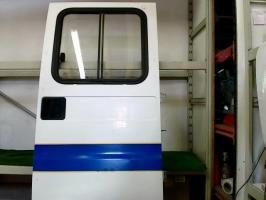 Porte laterale droit