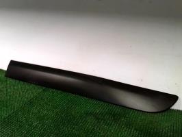 Baguette d'aile arrière gauche