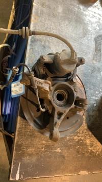 Fusee avant gauche