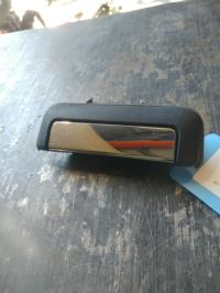Poignee porte arriere droit
