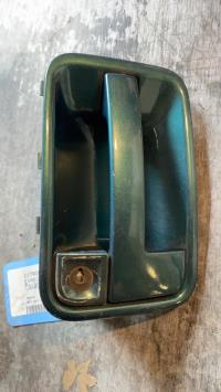 Poignee porte avant gauche
