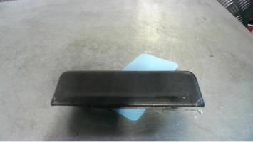 Poignee porte avant gauche