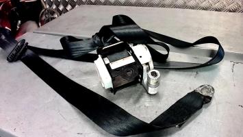 Ceinture avant droit